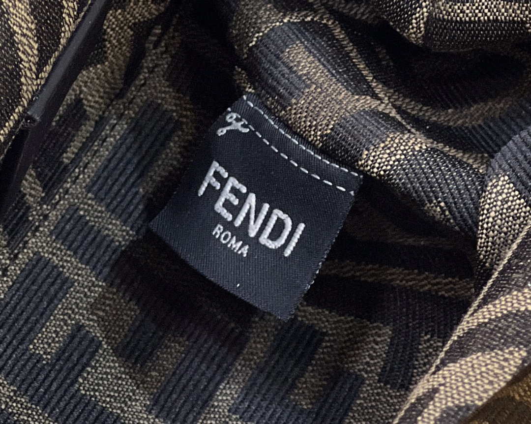 Fendi 8BP129 First Small Fuchsia leather and python leather bag 80018M Dark Brown
