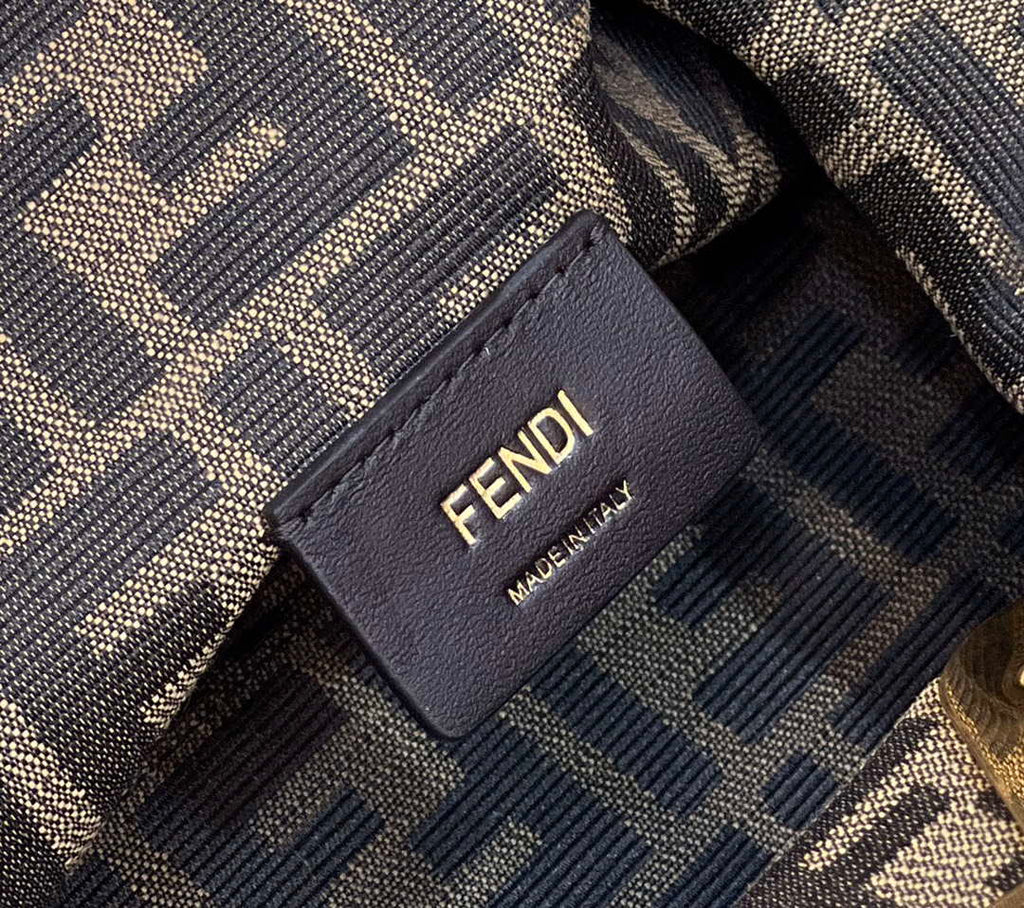 Fendi 8BP129 First Small Fuchsia leather bag 80018M Black