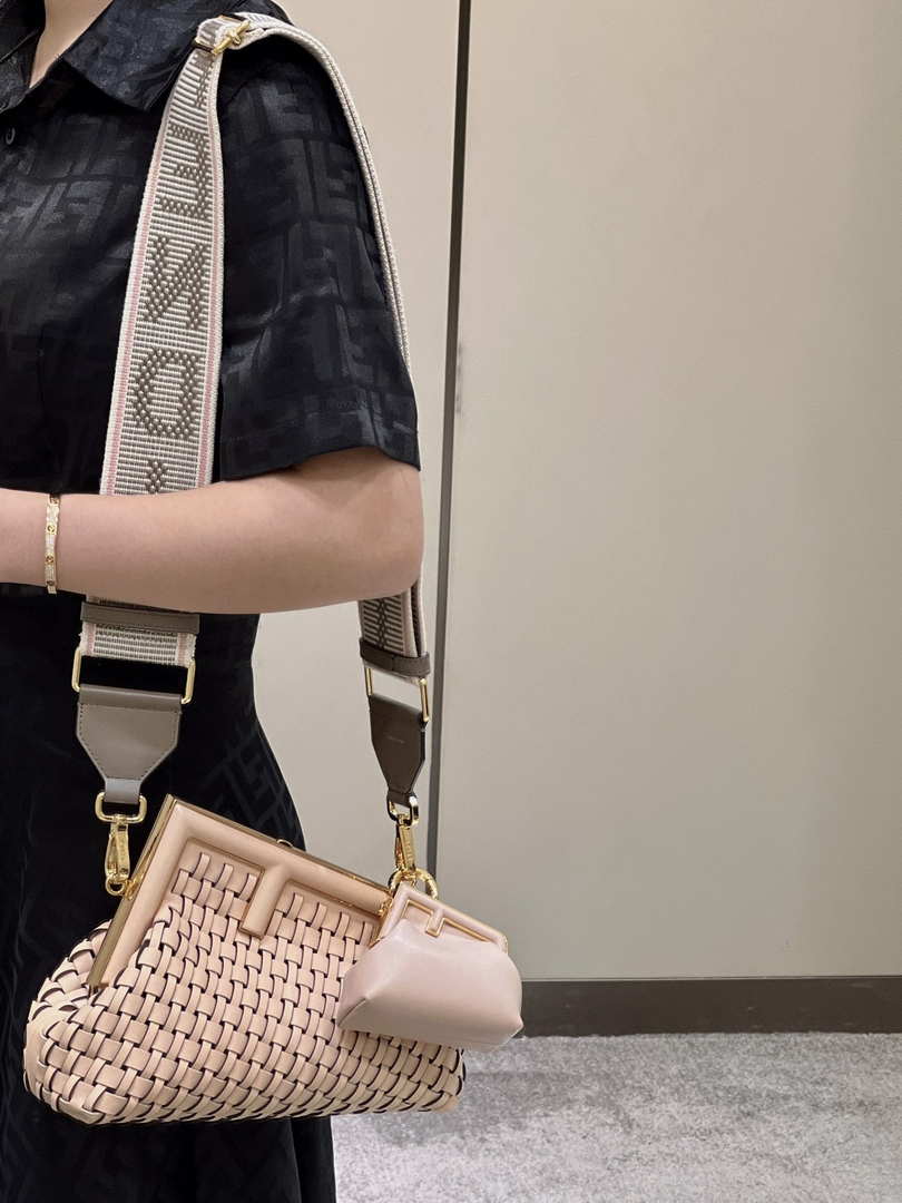 Fendi 8BP129 First Small Pink braided leather bag 80103