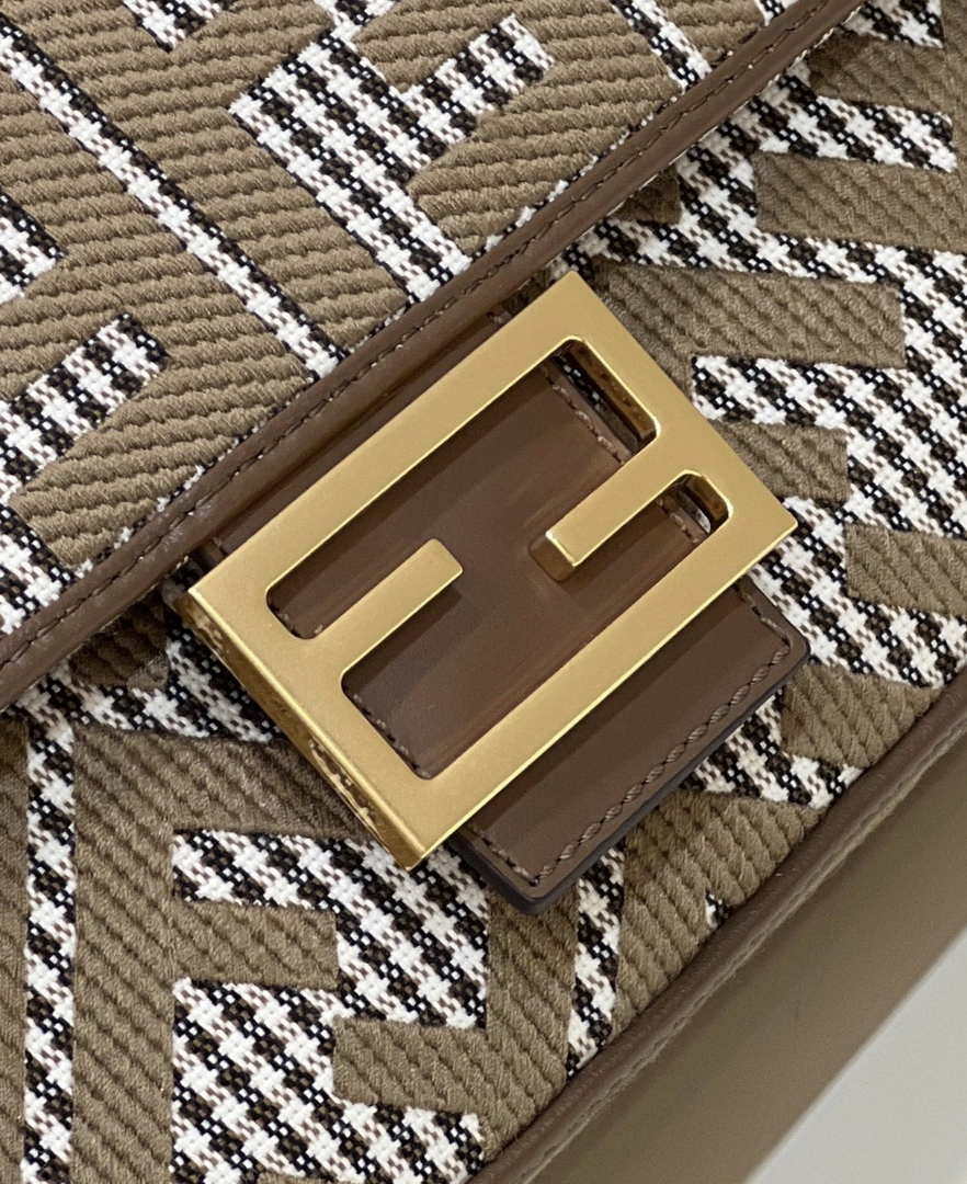 Fendi 8BR600 Baguette Brown houndstooth wool bag with FF embroidery