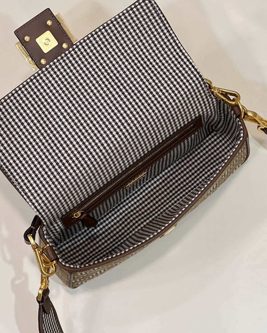 Fendi 8BR600 Baguette Brown houndstooth wool bag with FF embroidery