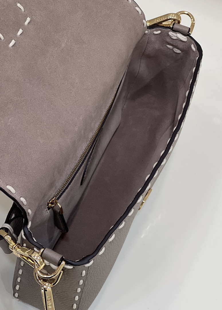 Fendi 8BR600 Baguette Gray full grain leather bag 8393