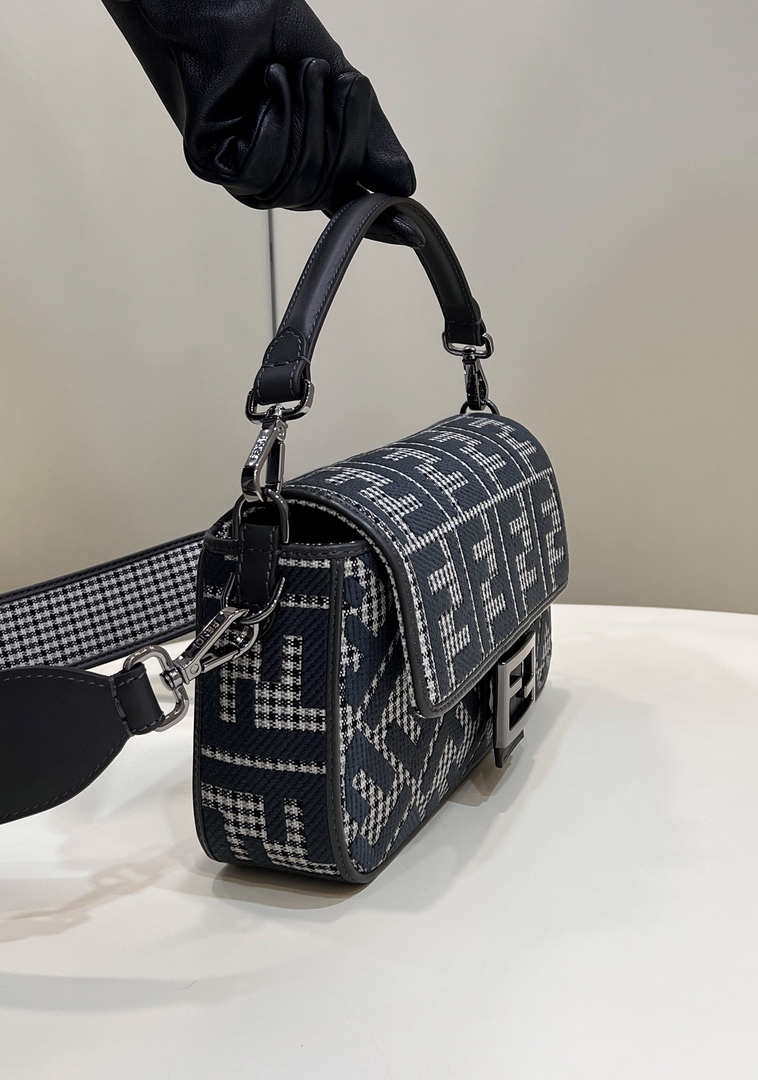 Fendi 8BR600 Baguette Gray houndstooth wool bag with FF embroidery - Default Title - View 3