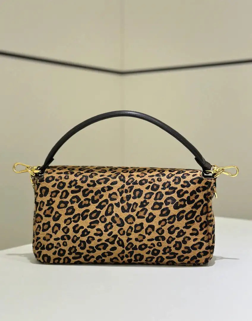 Fendi 8BR600 Baguette Medium bag Printed cavallino calfskin bag 8691M