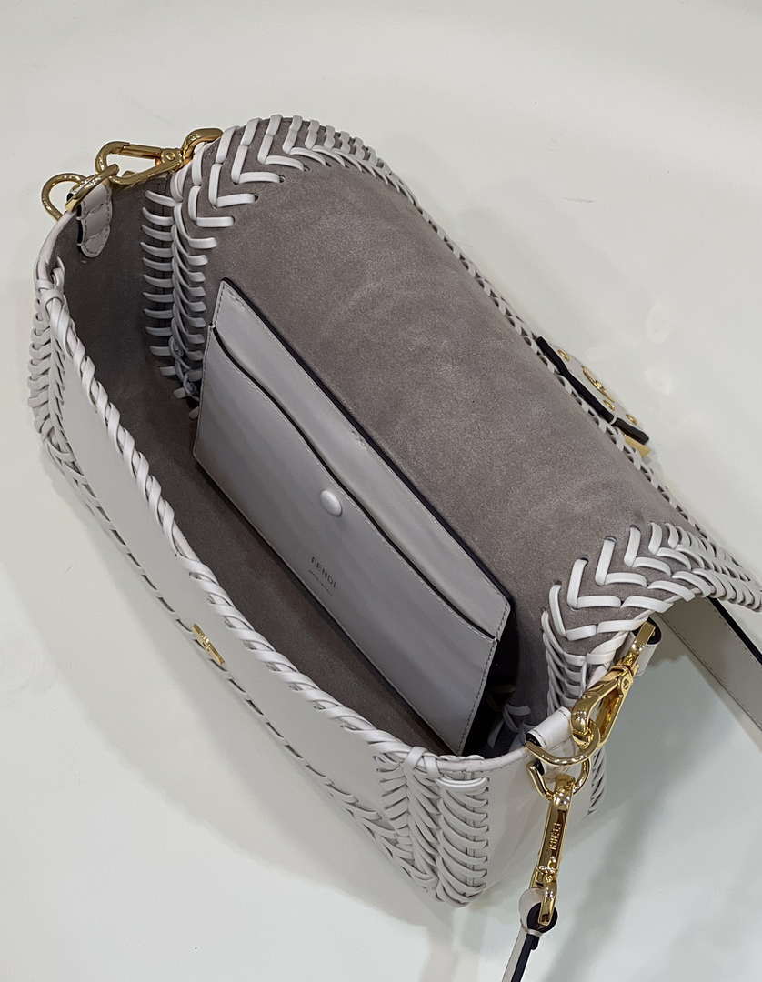 Fendi 8BR600 Baguette Medium Beige hand-woven leather 8536 bag