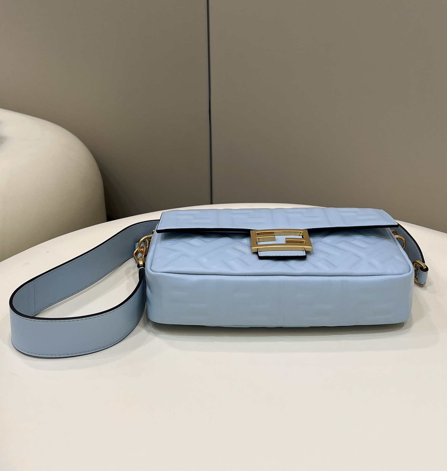 Fendi 8BR600 Baguette Medium Blue leather 0135M bag - Default Title - View 3