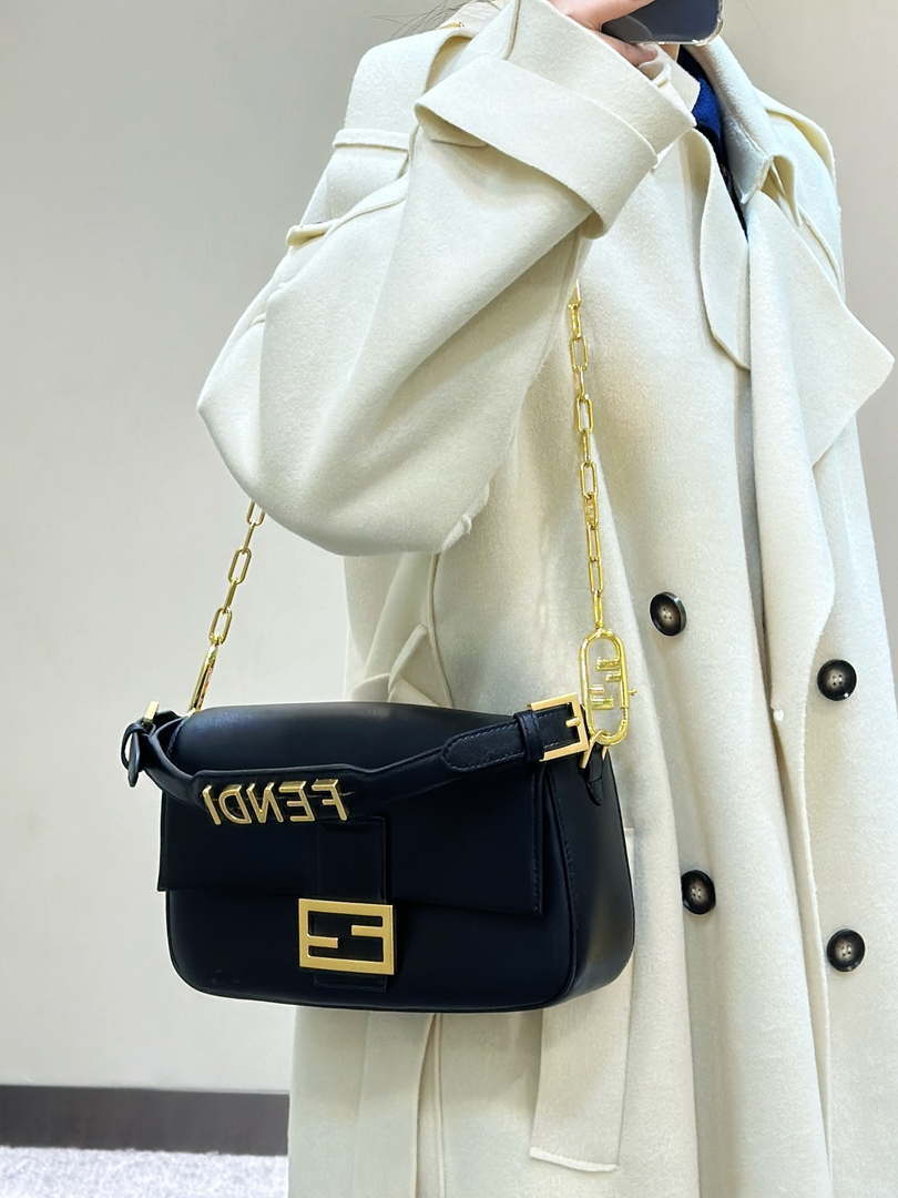 Fendi 8BR600 Baguette Medium Black leather 8629 bag Black - Default Title - View 13