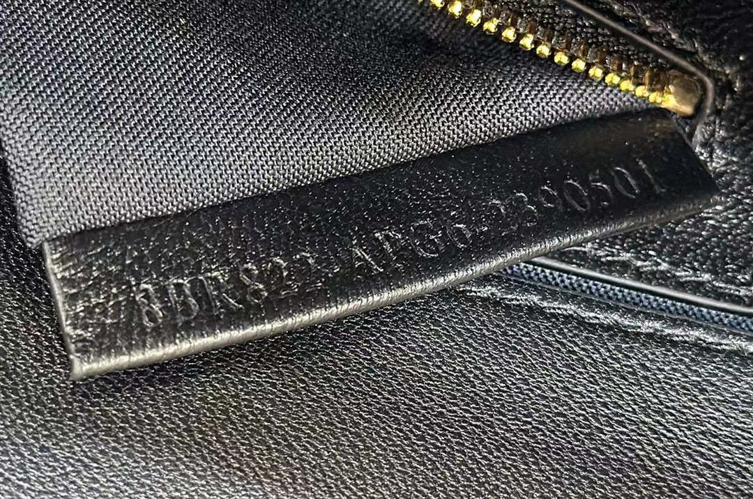 Fendi 8BR600 Baguette Medium Black leather 8629 bag Black
