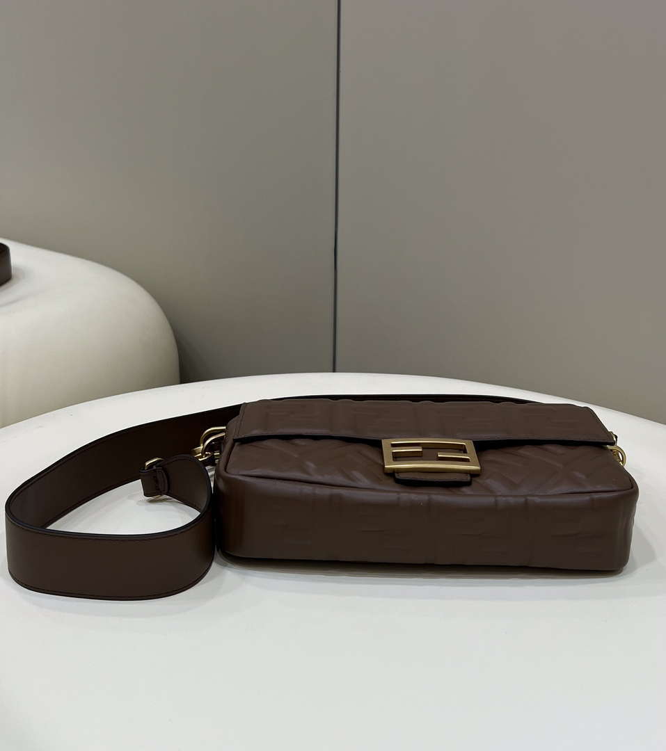 Fendi 8BR600 Baguette Medium Dark brown leather 0135M bag