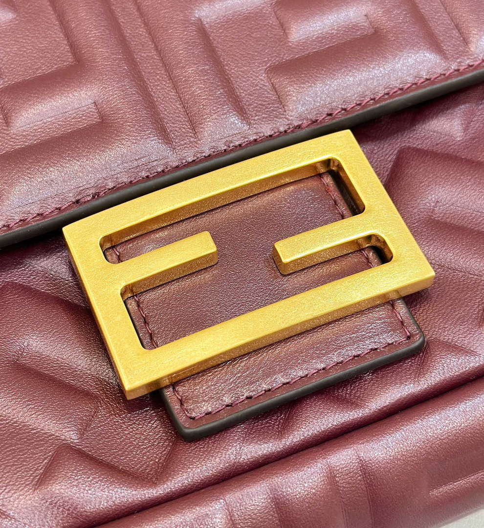 Fendi 8BR600 Baguette Medium leather 0135M bag Wine Red - Default Title - View 9