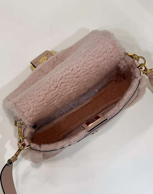 Fendi 8BR600 Baguette Medium Re-Edition bag in sheepskin Pink - Default Title - View 9