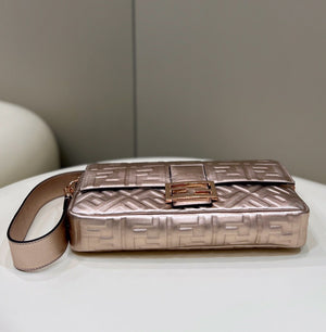 Fendi 8BR771 Baguette Large Pink leather bag - Default Title - View 3