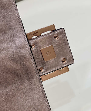 Fendi 8BR771 Baguette Large Pink leather bag - Default Title - View 6