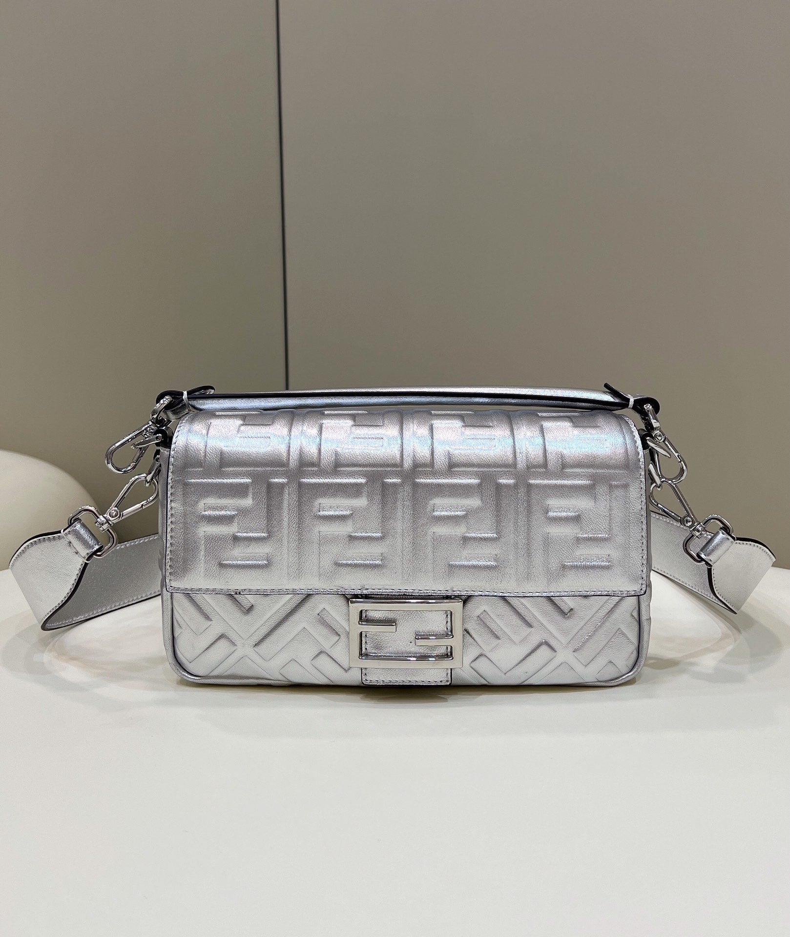 Fendi 8BR771 Baguette Large Silver leather 0135 bag - Default Title - View 2