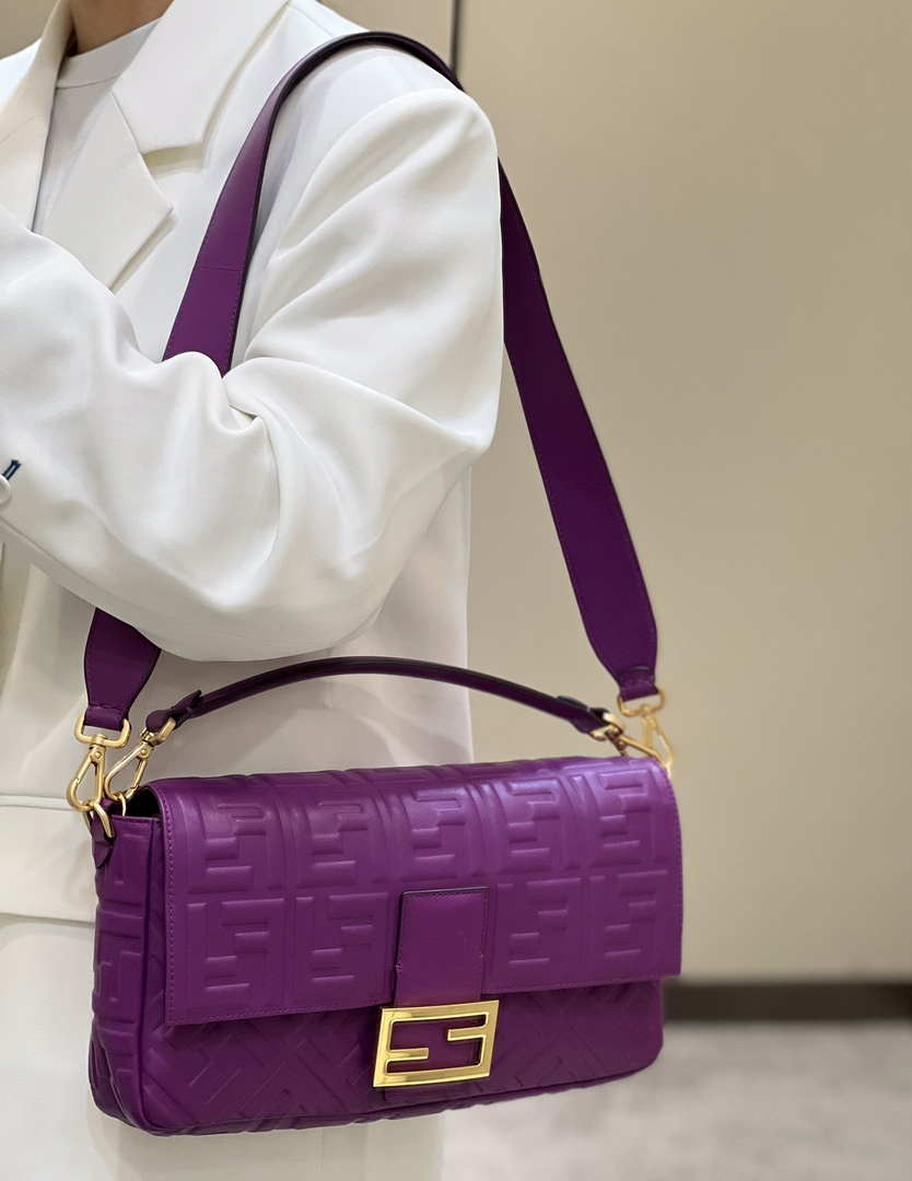 Fendi 8BR771 Baguette Purple leather bag - Default Title - View 1