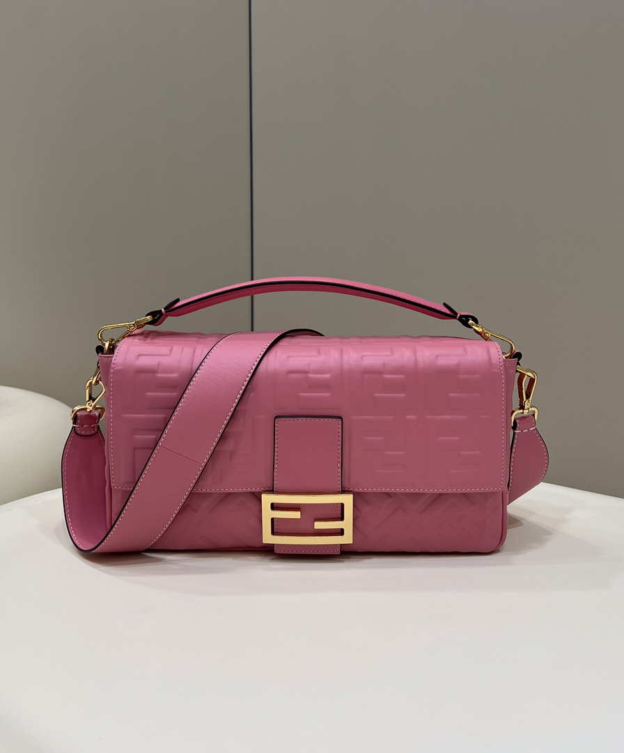 Fendi 8BR771 Baguette Rose Red leather bag - Default Title - View 1