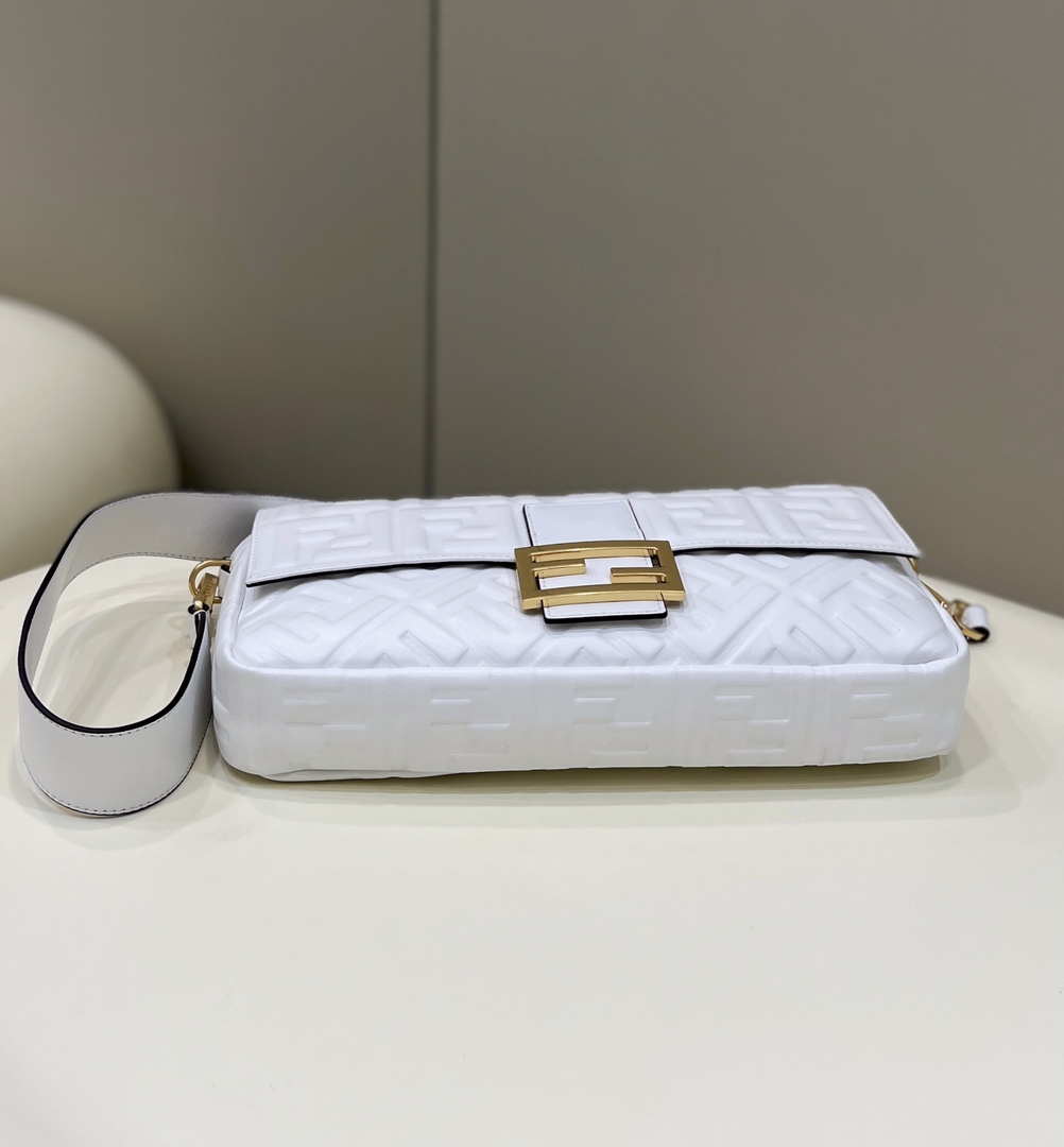 Fendi 8BR771 Baguette Large White leather bag - Default Title - View 3