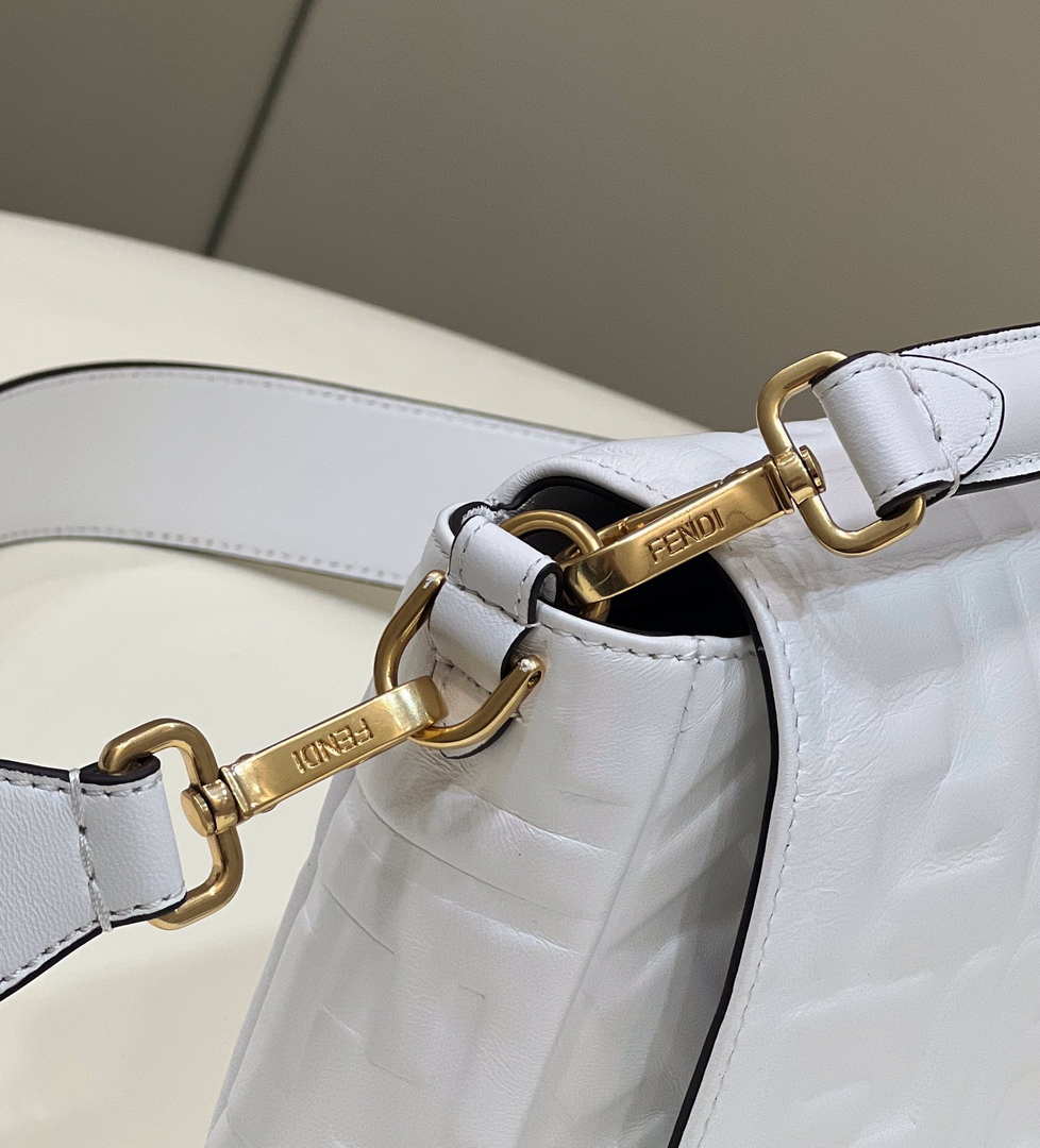 Fendi 8BR771 Baguette Large White leather bag