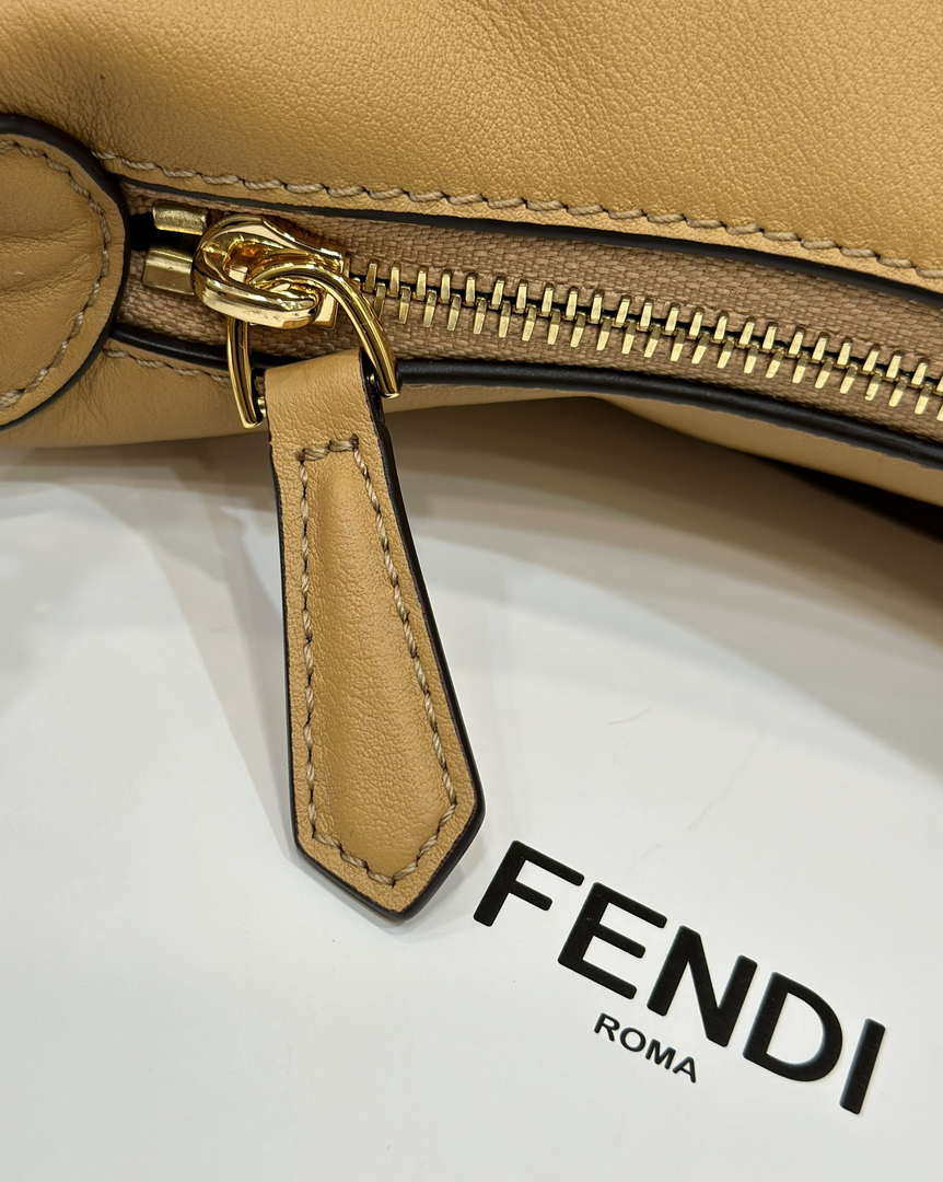 Fendi 8BR798 Fendigraphy Small Brown leather bag 80056M