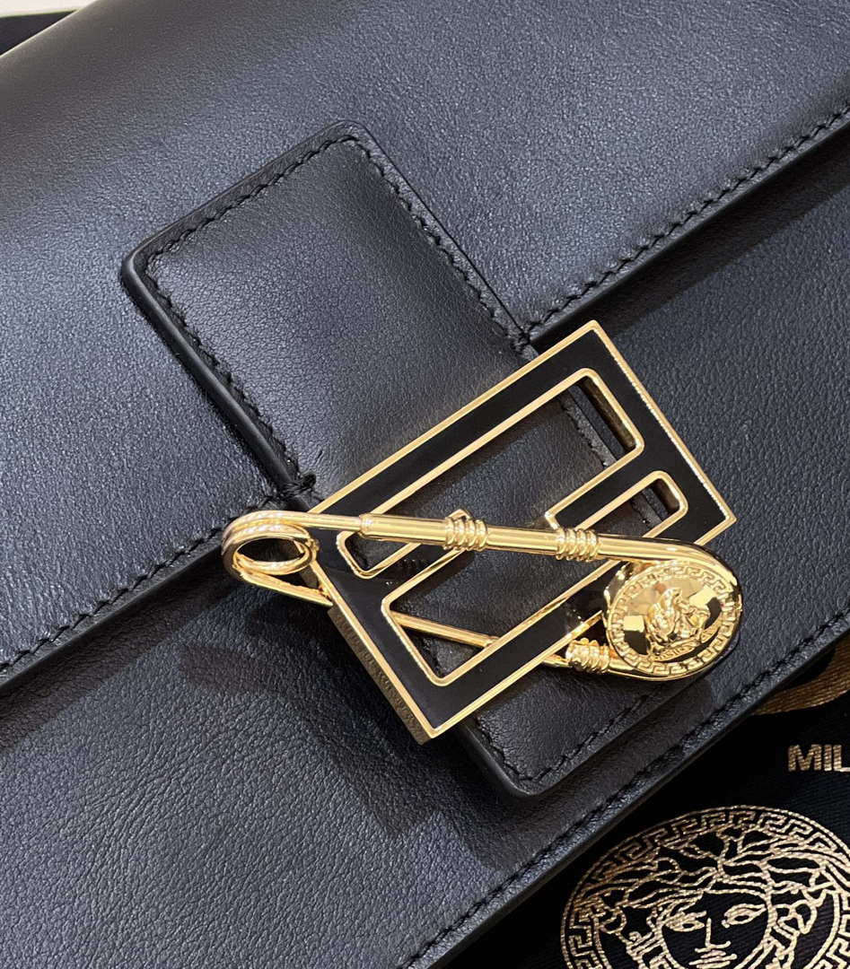 Fendi 8BR801 Baguette brooch Fendace Black leather 8563 bag - Default Title - View 5