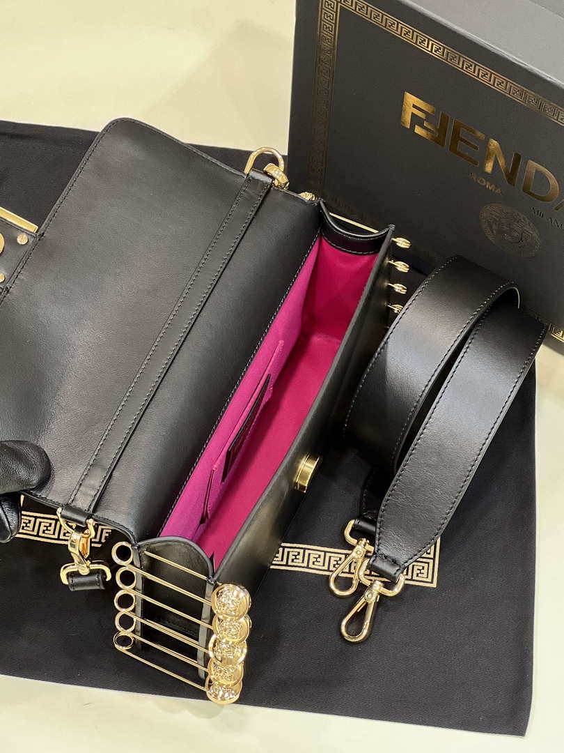 Fendi 8BR801 Baguette brooch Fendace Black leather 8563 bag - Default Title - View 8