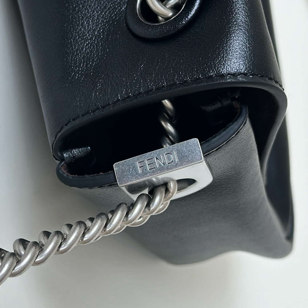 Fendi 8BR828AS7AF1QD0 Baguette Chain Large Black leather bag Black 8669