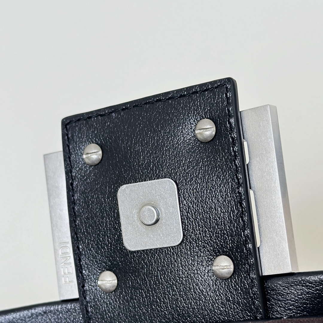 Fendi 8BR828AS7AF1QD0 Baguette Chain Large Black leather bag Black 8669 - Default Title - View 11