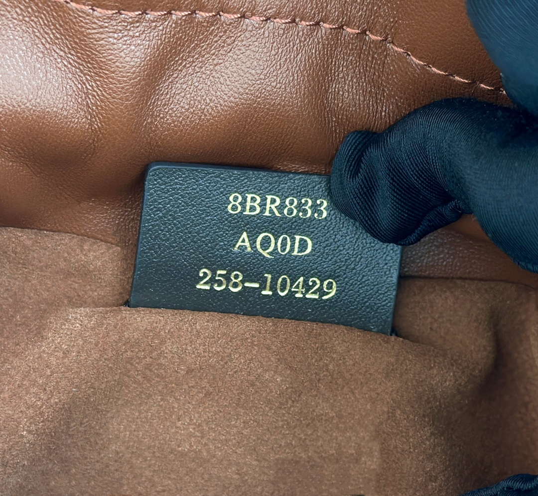 Fendi 8BR833AQ0DF1SK5 Mamma Baguette Medium Brown nappa leather bag 8677M
