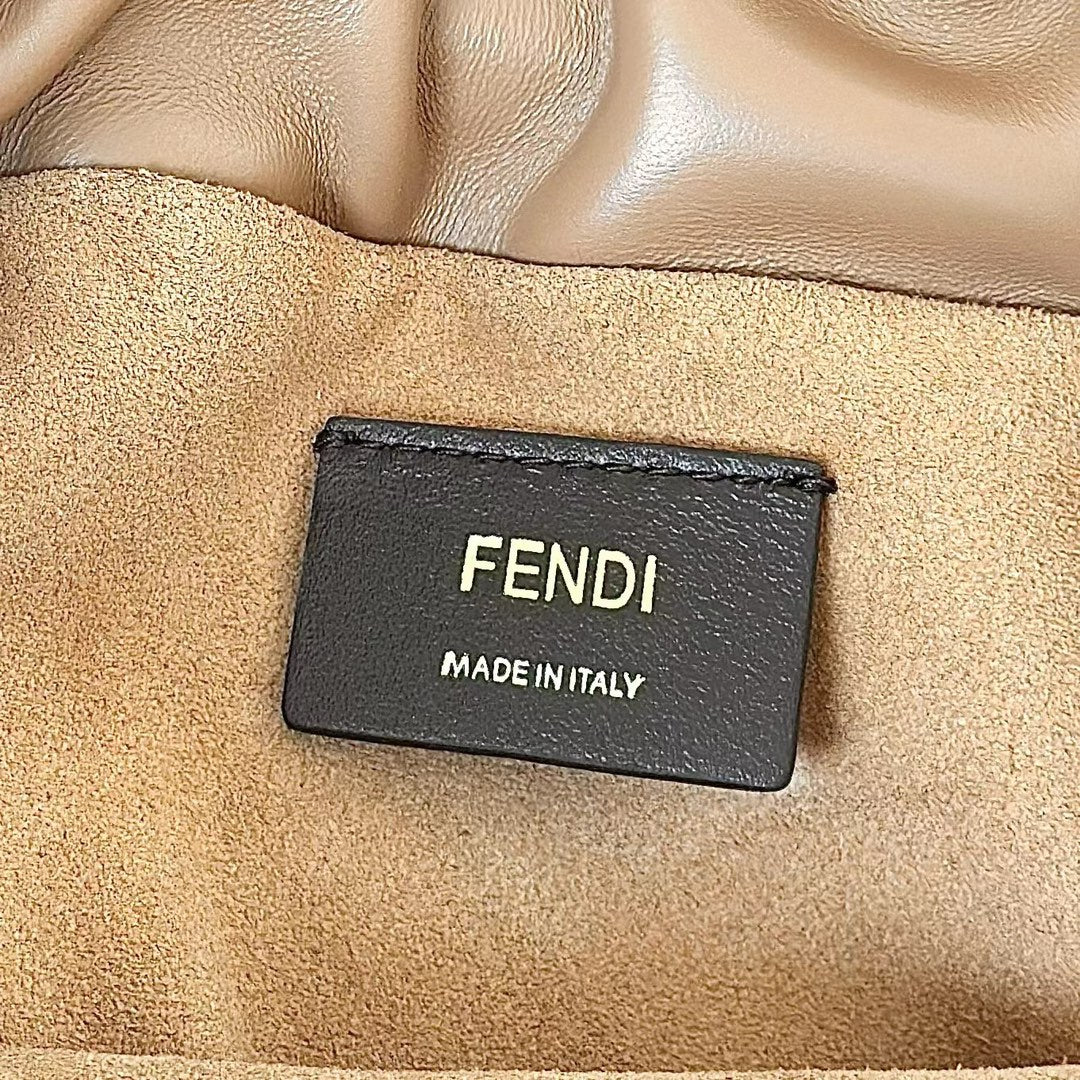 Fendi 8BR833AQ0DF1SK5 Mamma Baguette Medium Cappuccino  nappa leather bag 8677M