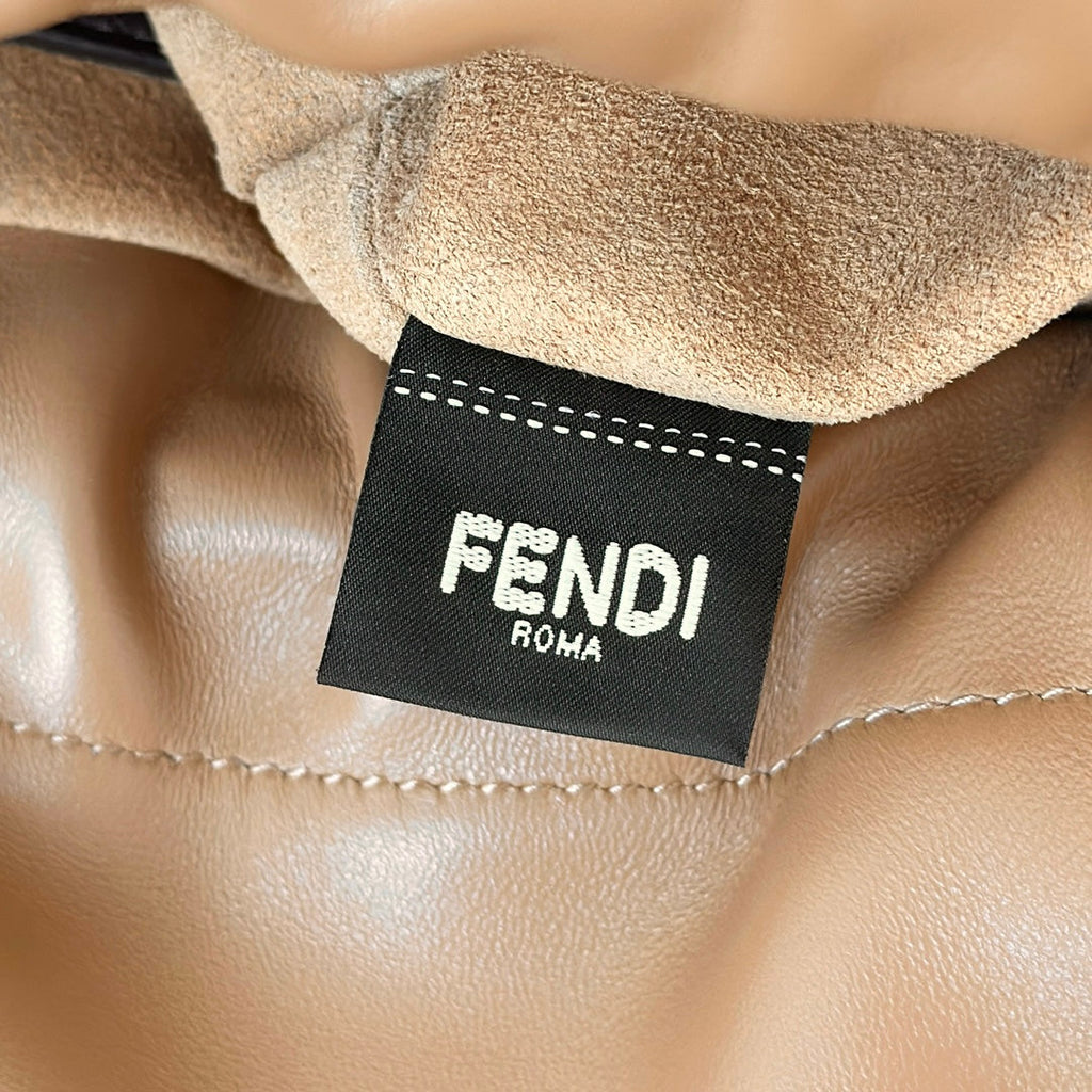 Fendi 8BR833AQ0DF1SK5 Mamma Baguette Medium Cappuccino  nappa leather bag 8677M