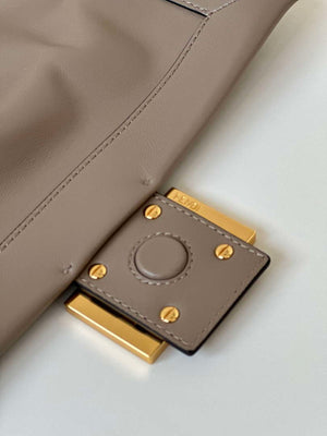 Fendi 8BR833AQ0DF1SK5 Mamma Baguette Medium Dove grey nappa leather bag 8677M - Default Title - View 5