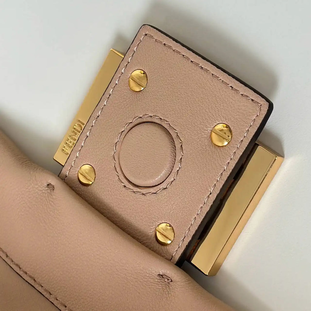 Fendi 8BR834 Mamma Baguette Large pink nappa leather bag 8677L
