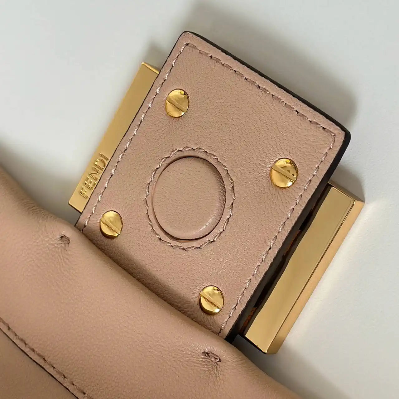 Fendi 8BR834 Mamma Baguette Large pink nappa leather bag 8677L