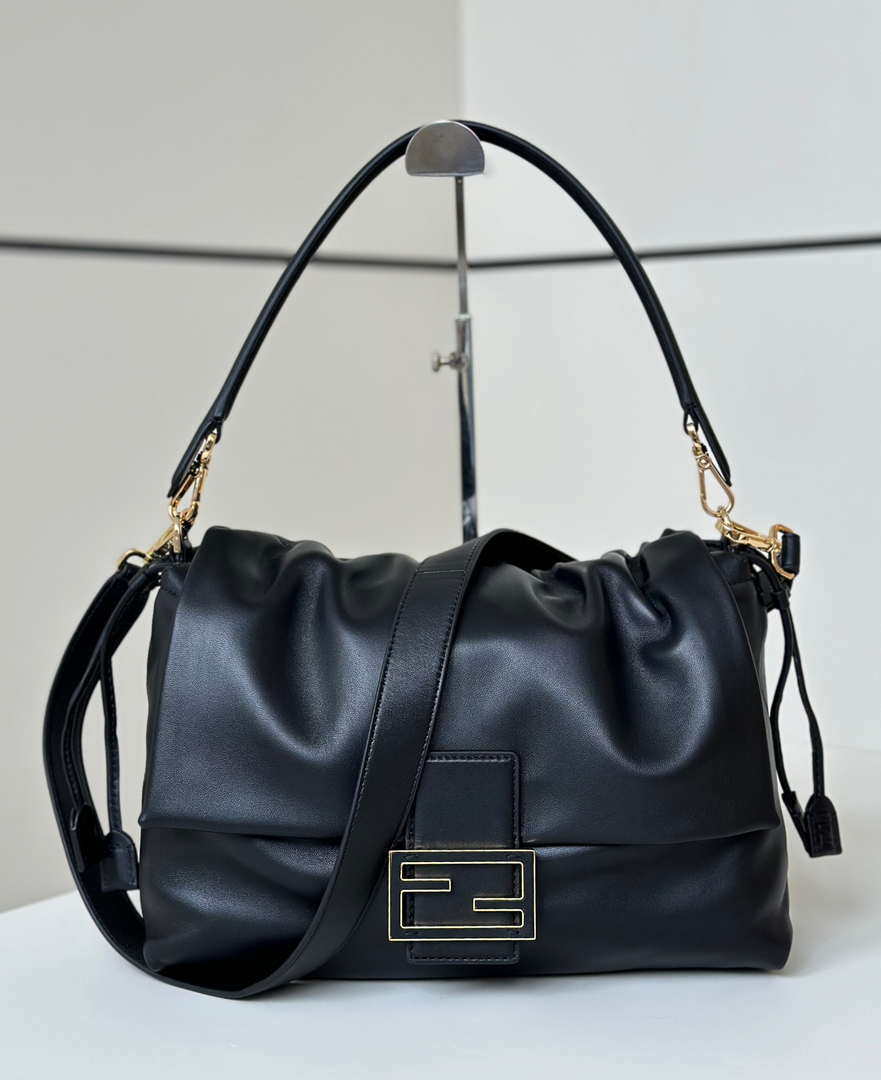 Fendi 8BR834AQ0DF0E65 Mamma Baguette Large Black nappa leather bag 8677L