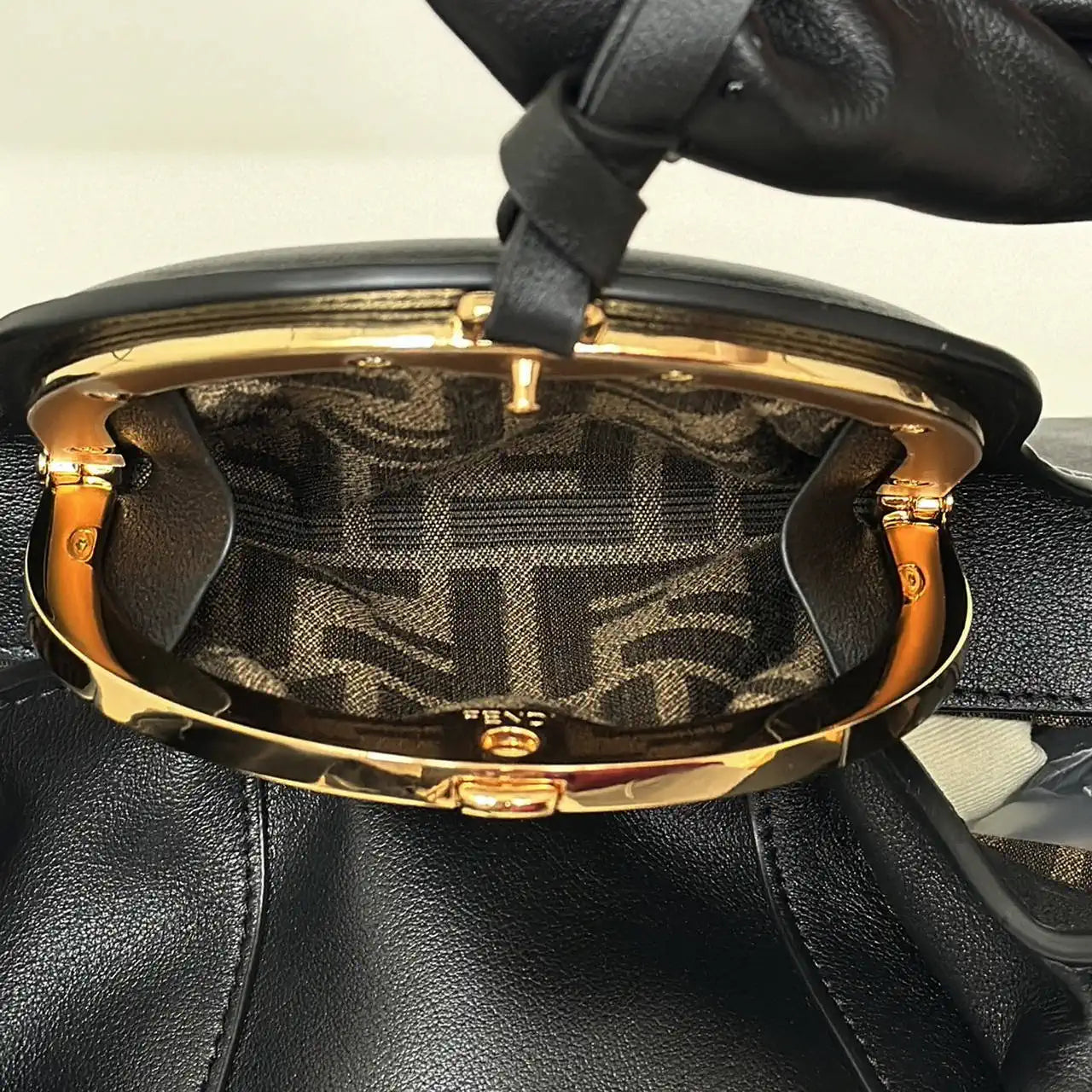 Fendi 8BR839 Fendi Spy Black leather bag