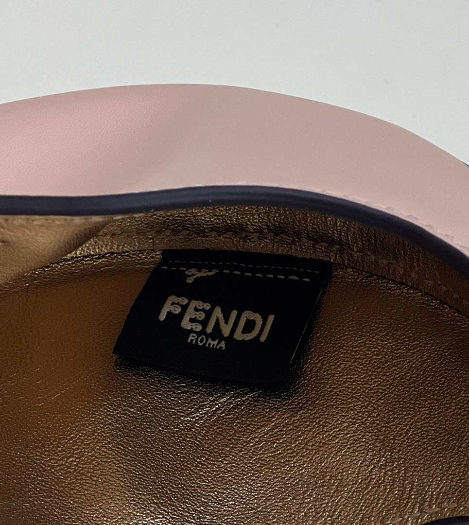 Fendi 8BS065 Fendi Cookie Pink leather mini Croissant bag 8556