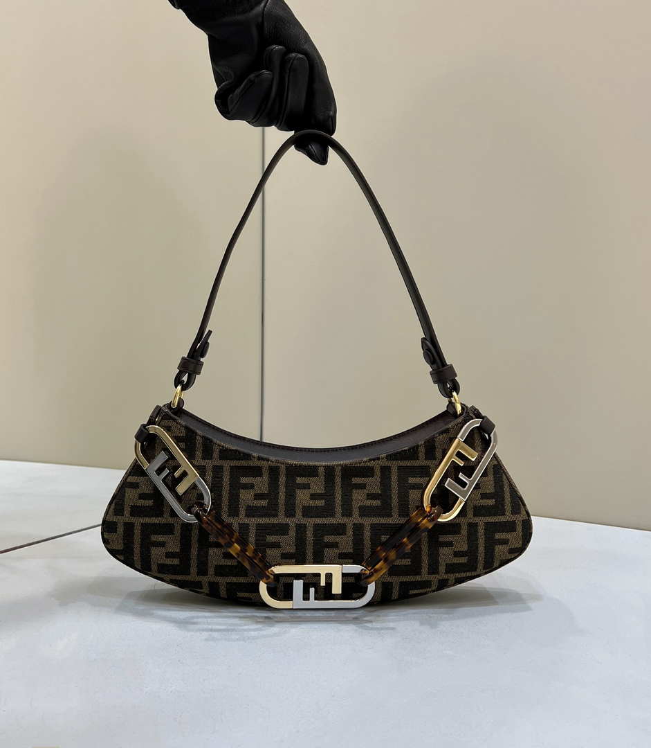 Fendi 8BS068 O¡¯Lock Swing Brown and fox fur pouch 8573