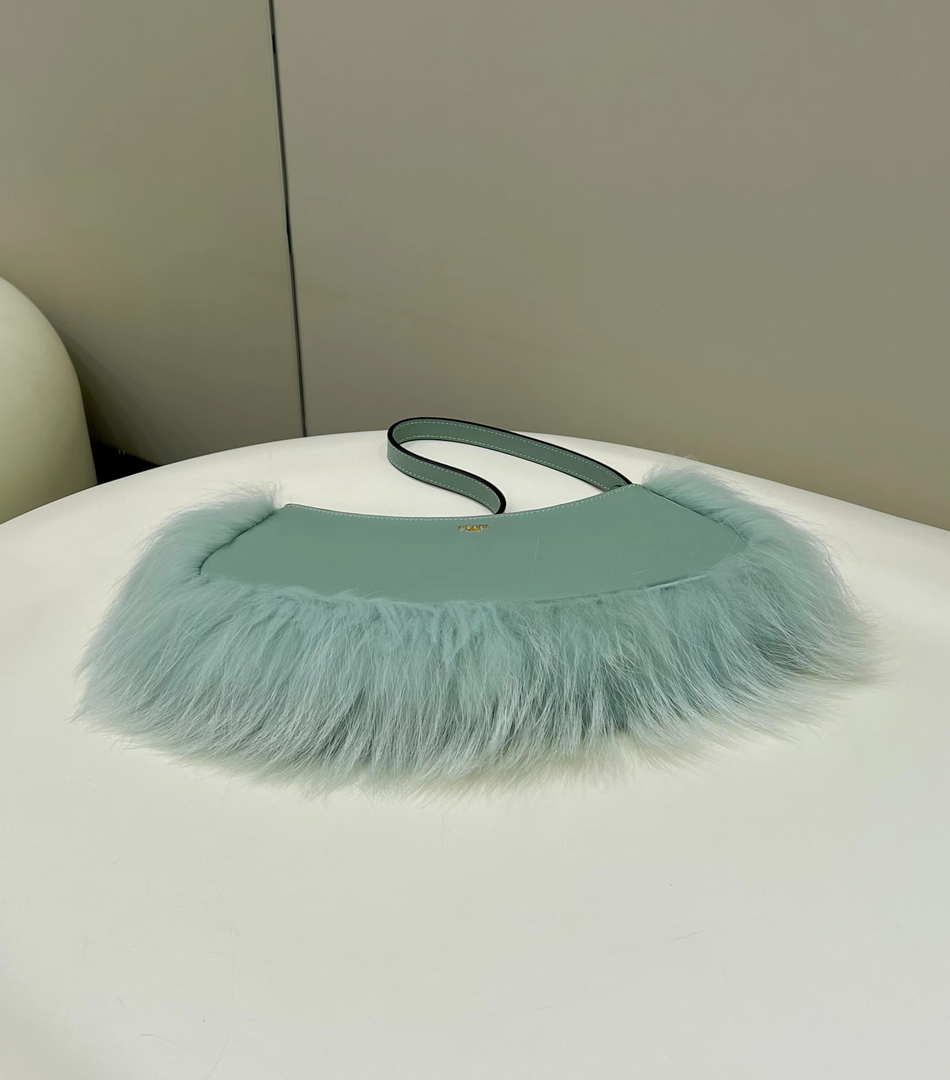 Fendi 8BS068ALS9F1IVT O¡¯Lock Swing Green leather and fox fur pouch 8573