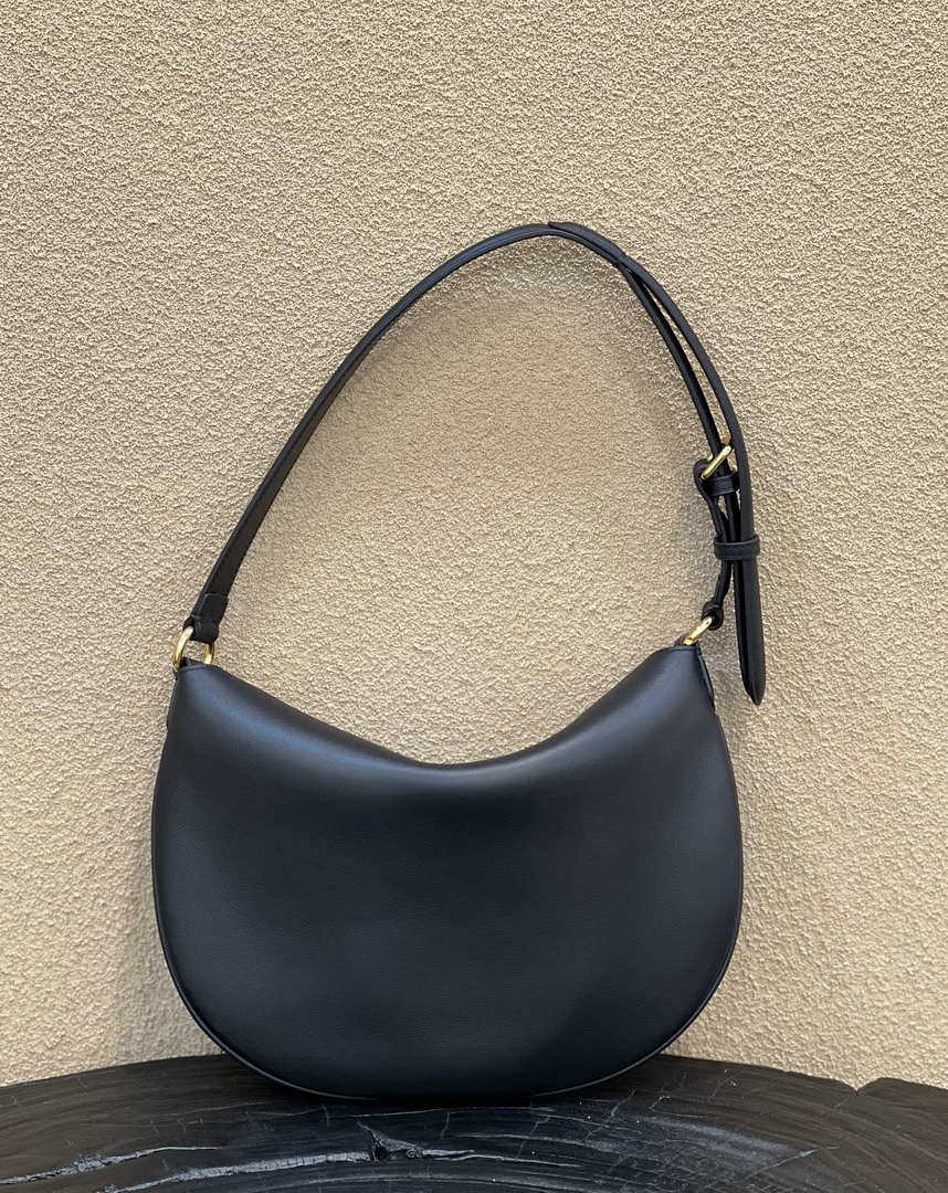 Fendi 8BS069 Fendi Black Leather Croissant bag 8373 - Default Title - View 2
