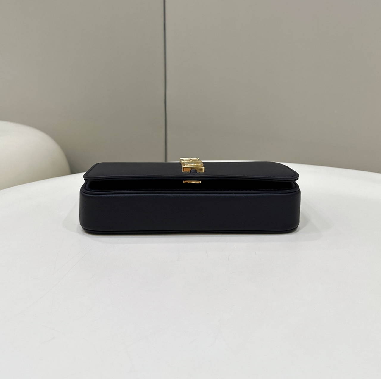 Fendi  8BS076 Fendigraphy Wallet On Chain Black leather wallet