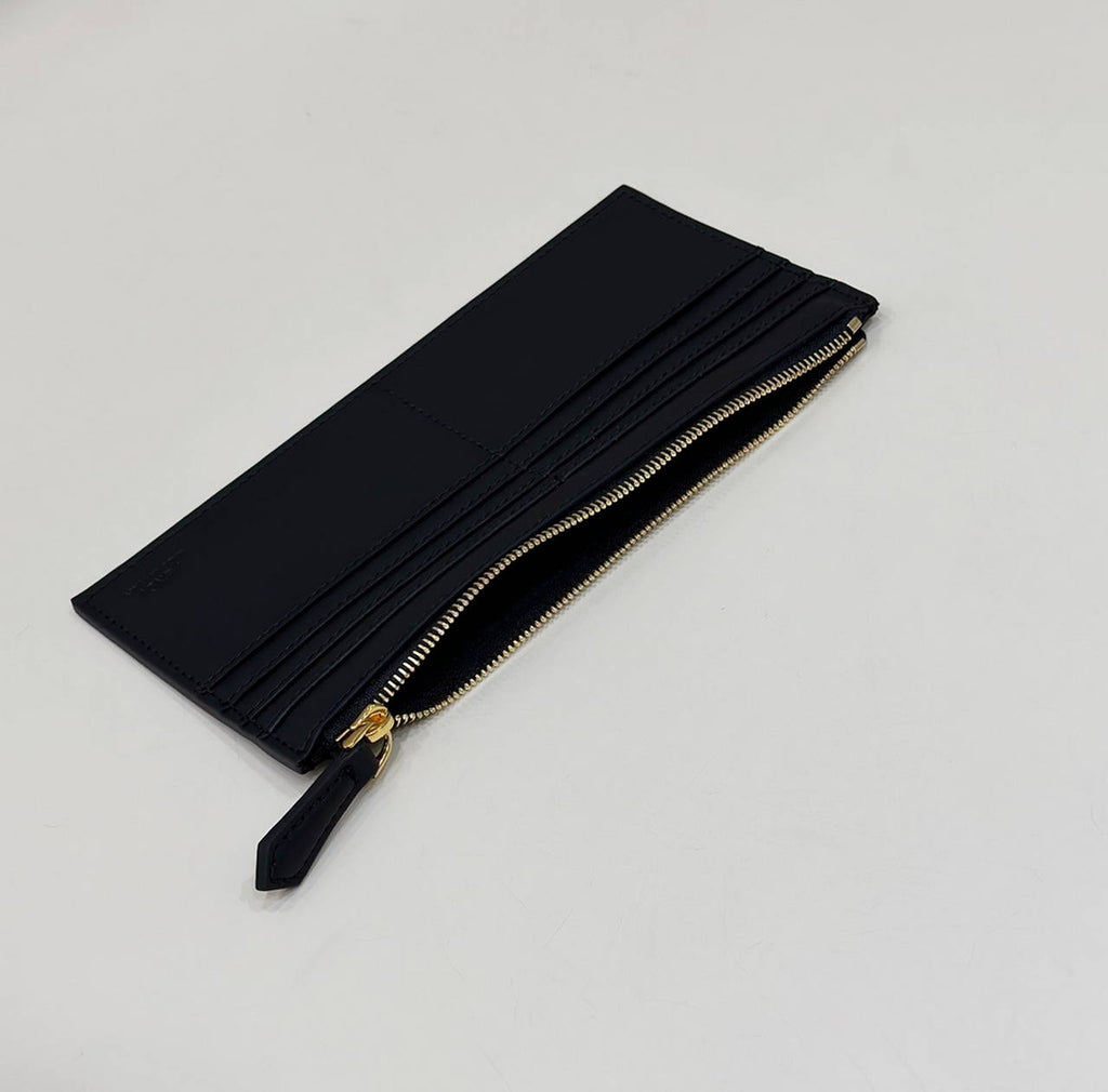 Fendi  8BS076 Fendigraphy Wallet On Chain Black leather wallet