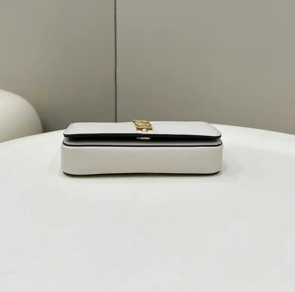 Fendi  8BS076 Fendigraphy Wallet On Chain White leather wallet