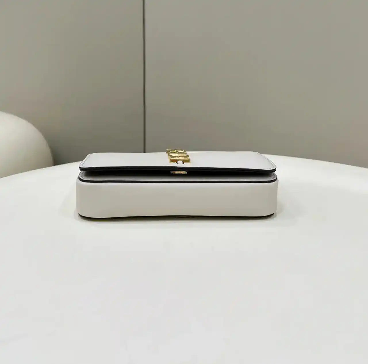 Fendi  8BS076 Fendigraphy Wallet On Chain White leather wallet