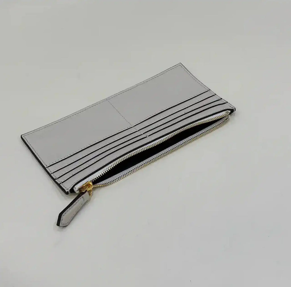 Fendi  8BS076 Fendigraphy Wallet On Chain White leather wallet
