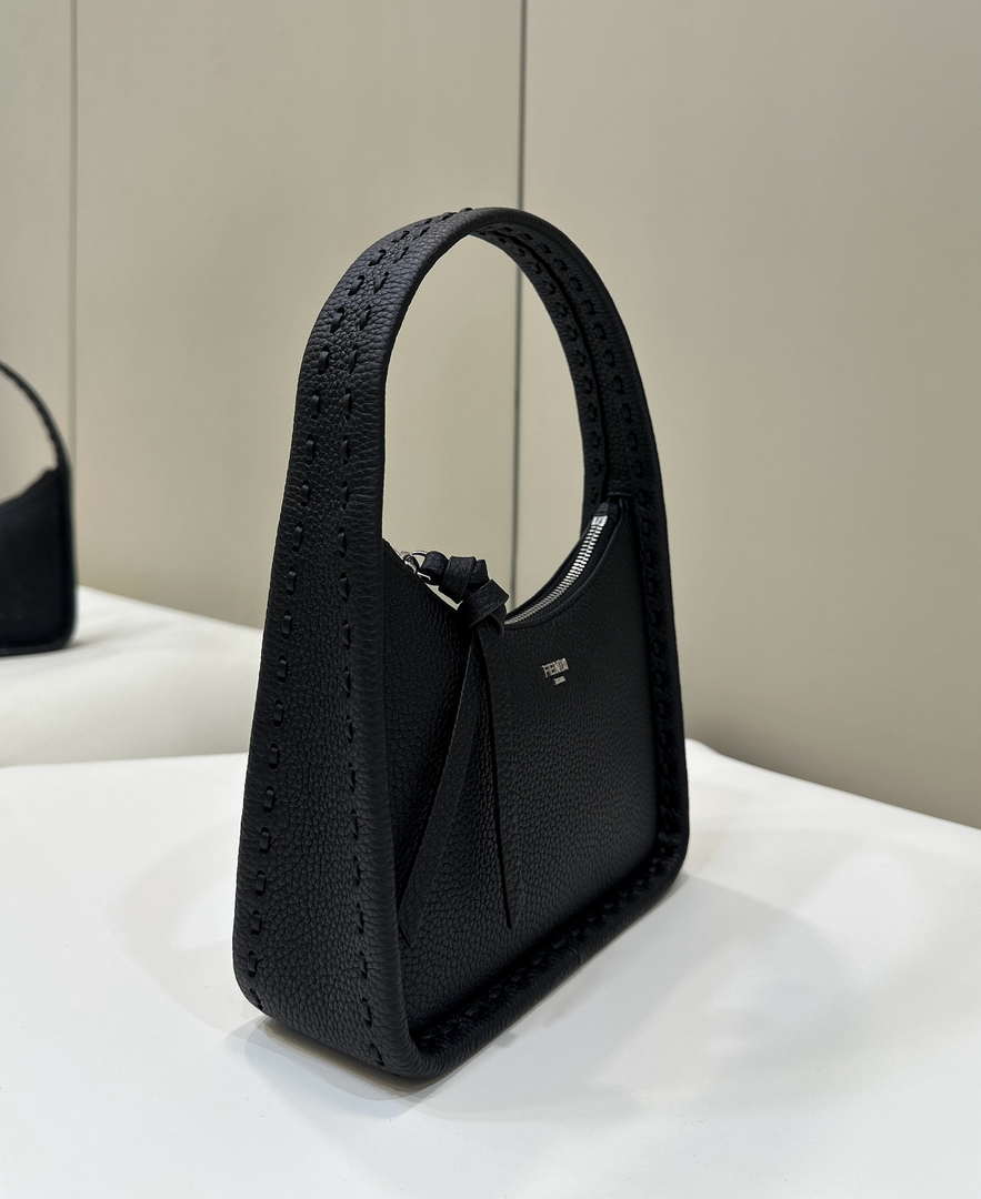 Fendi 8BS094 Mini Fendessence Black mini bag 80165A