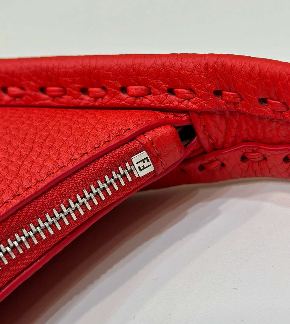 Fendi 8BS094 Mini Fendessence Red mini bag 80165A