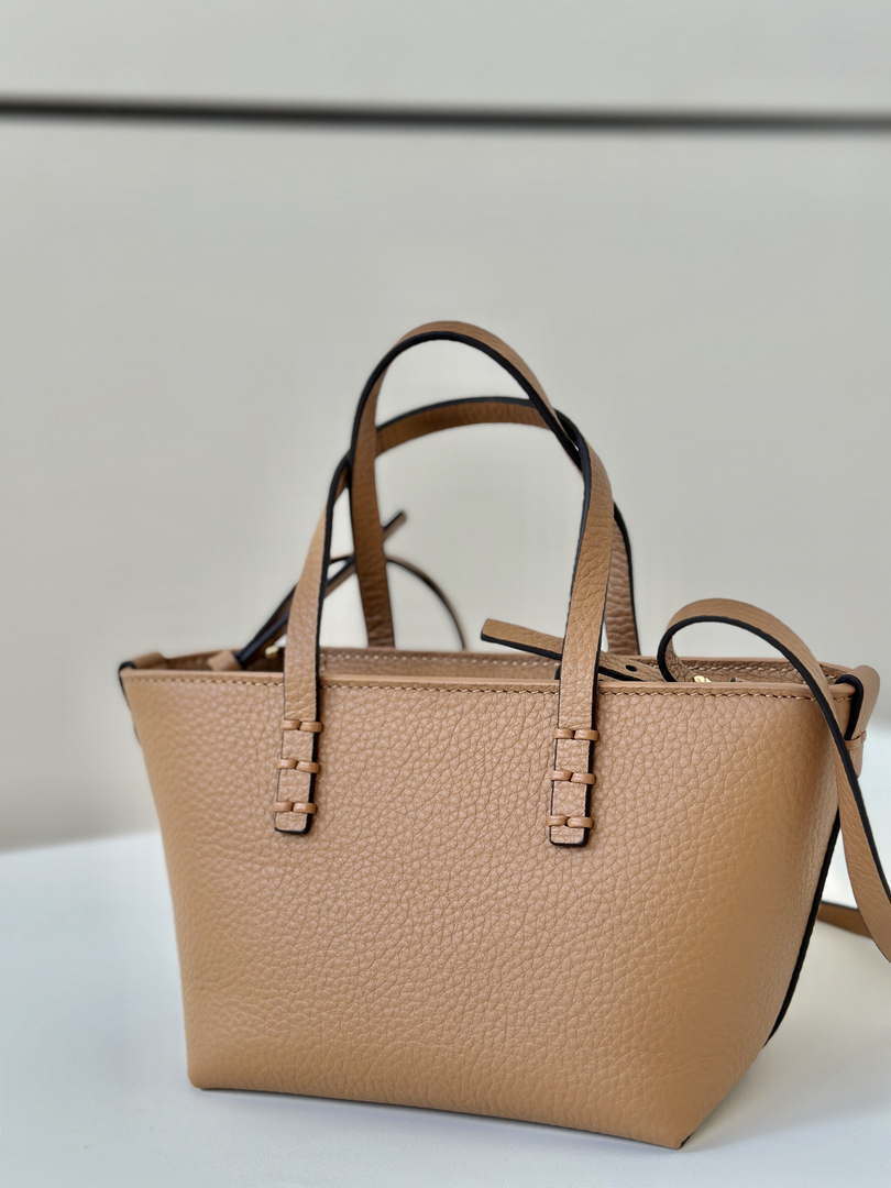 Fendi 8BS096 Brown Selleria bag with 62 hand-sewn topstitches 8655C