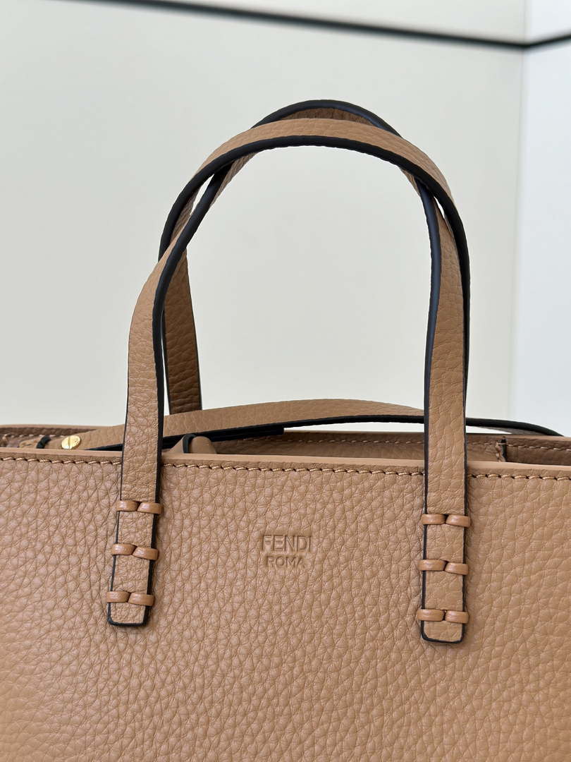 Fendi 8BS096 Brown Selleria bag with 62 hand-sewn topstitches 8655C
