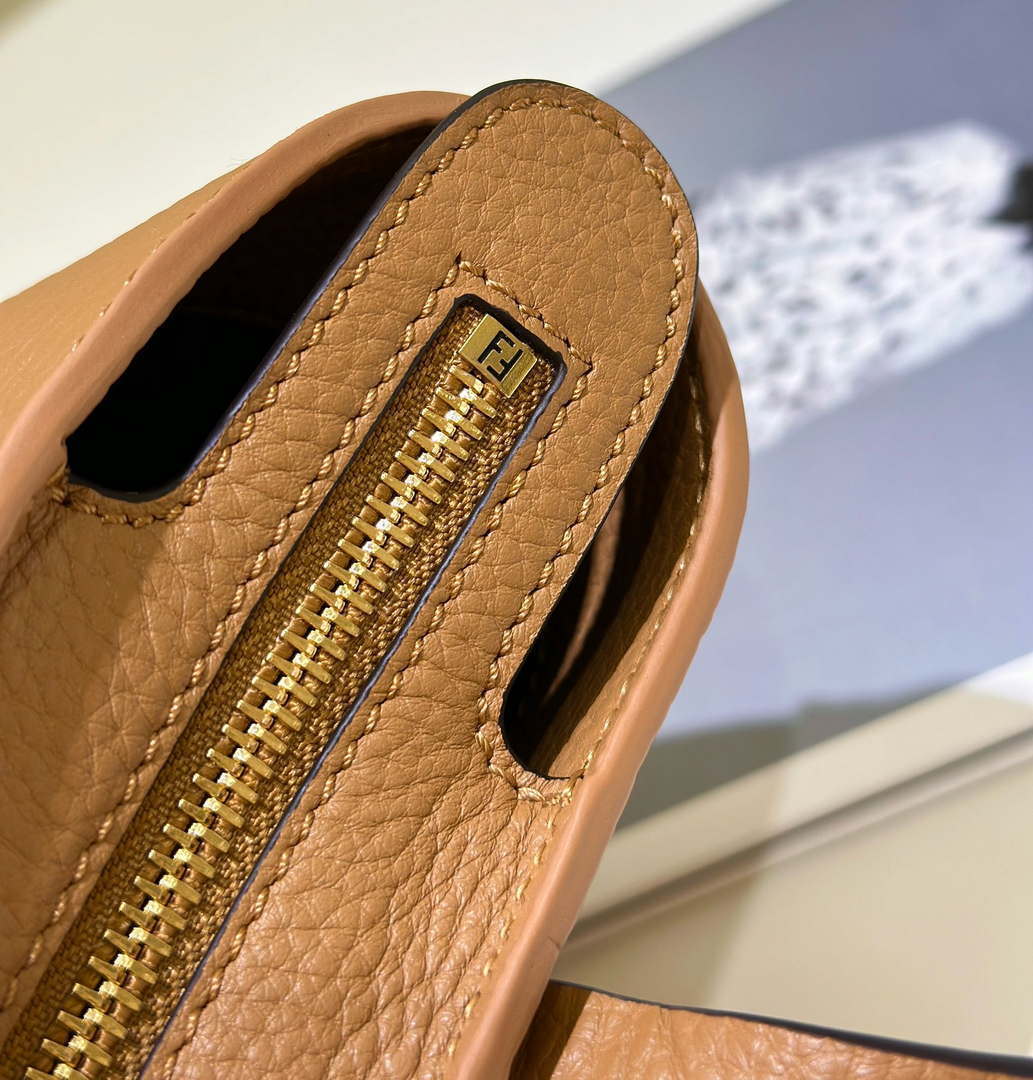 Fendi 8BS096 Brown Selleria bag with 62 hand-sewn topstitches 8655C