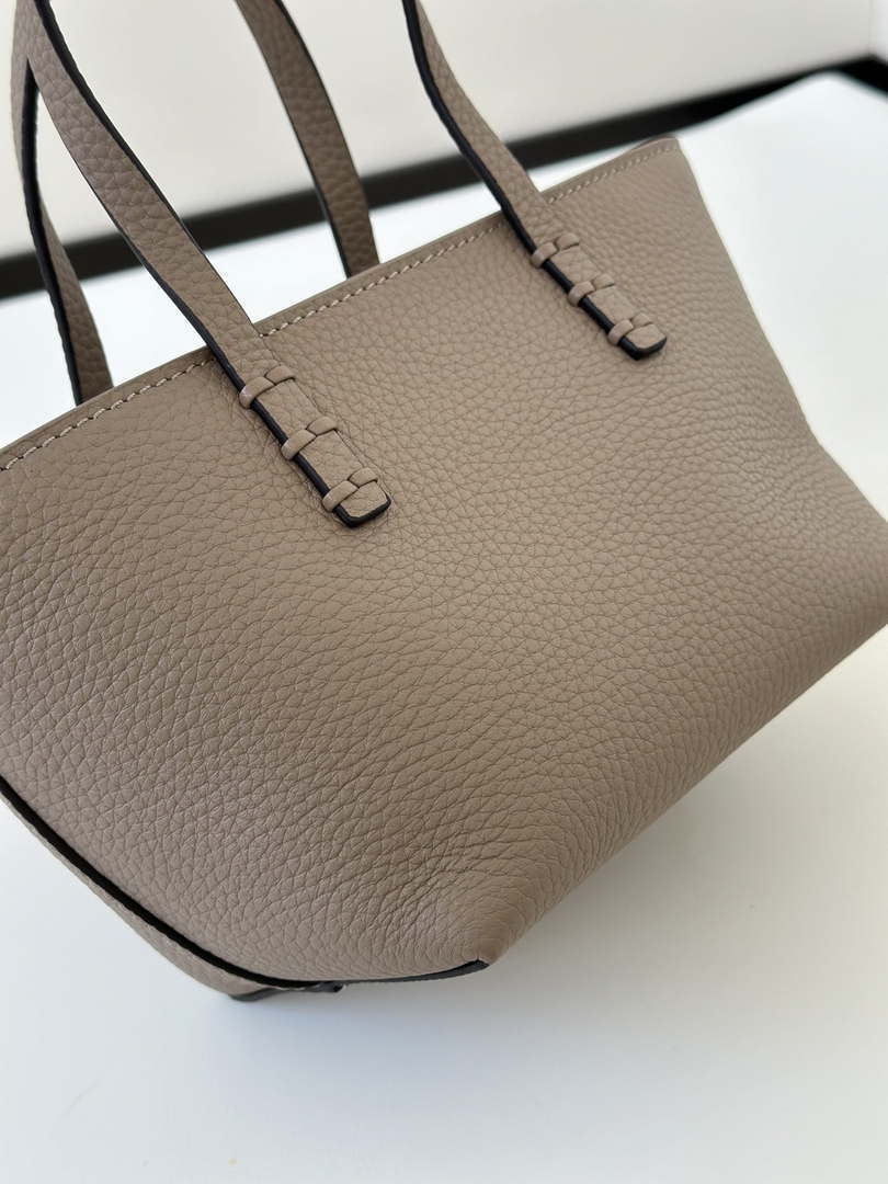 Fendi 8BS096 Gray Selleria bag with 62 hand-sewn topstitches 8655C